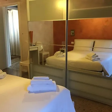 Fondaco Di Rialto Apartment *