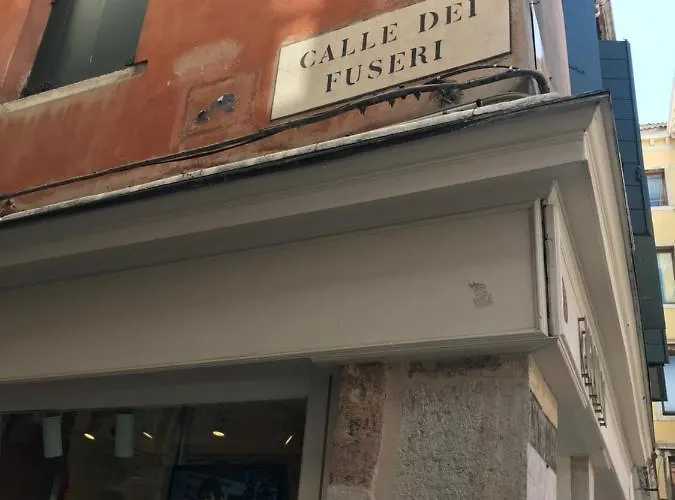 Fondaco Di Rialto Benátky