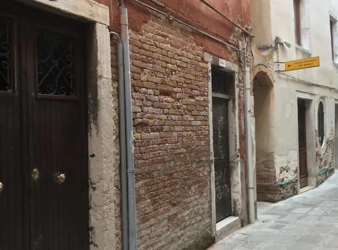 Апартаменты Fondaco Di Rialto Венеция