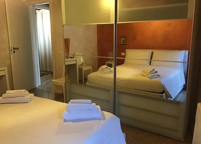 Fondaco Di Rialto Апартаменты *