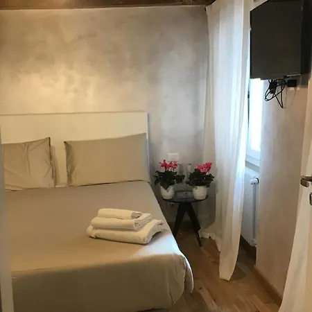 Fondaco Di Rialto Апартаменты